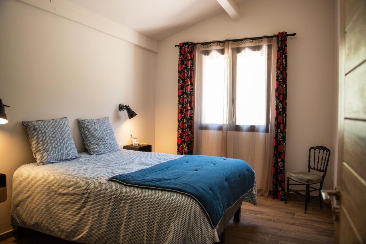 Bastide Toujours Dimanche, Maison De Vacances Avec Vue & Piscine Privee Gordes Exterior foto